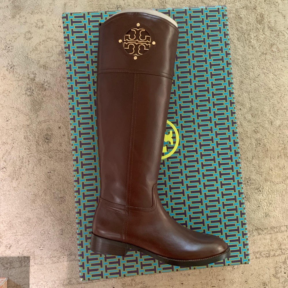 New in box Tory Burch Boots size 8